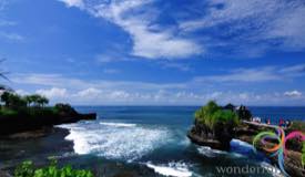 pura-batu-bolong-senggigi-6.jpg