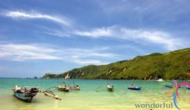 senggigi-beach-lombok-indonesia-3.jpg