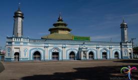 grand-mosque-padang-west-sumatra-1.jpg