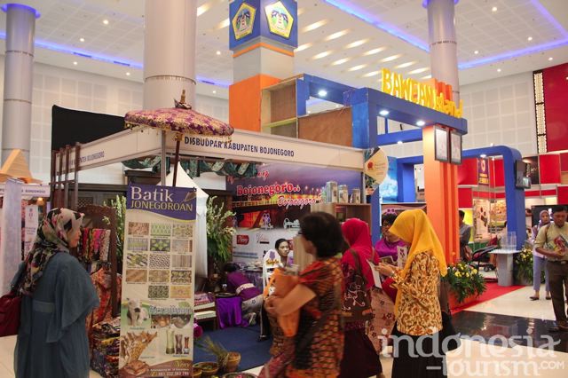 bojonegoro-batik-and_7124c1.jpg