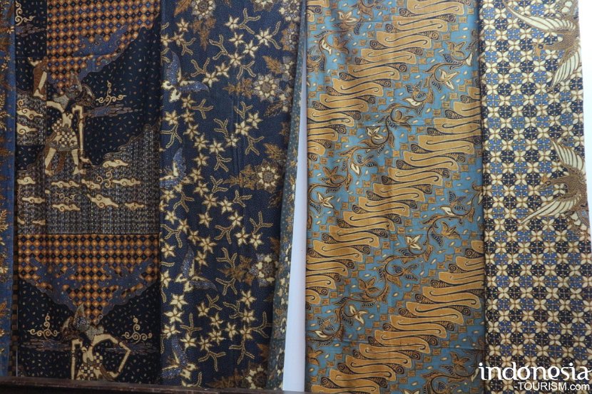 Dewi-Ratih-printed-fabric