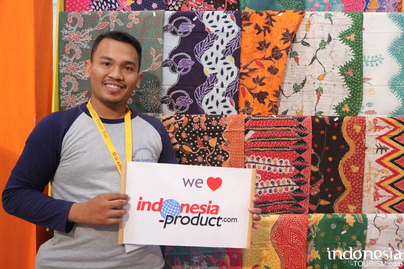 Dinas-Pariwisata-dan-Kebudayaan-Kota-Sampang-batik-madura