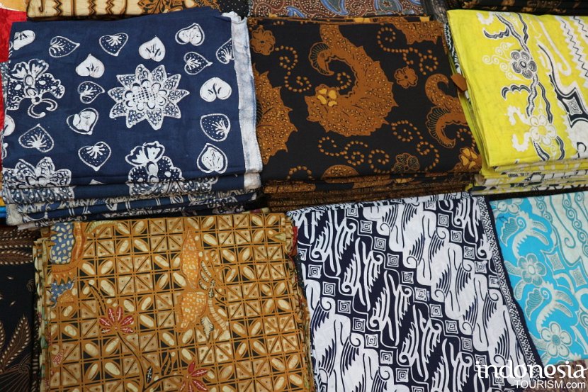 Jawi-Kinasih-Tie-Dye-Batik