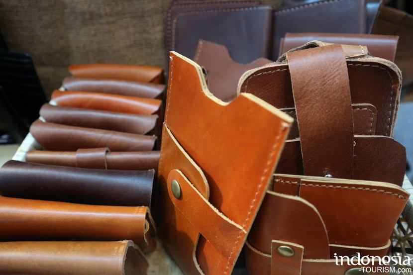 John-Anglo-pocket-leather