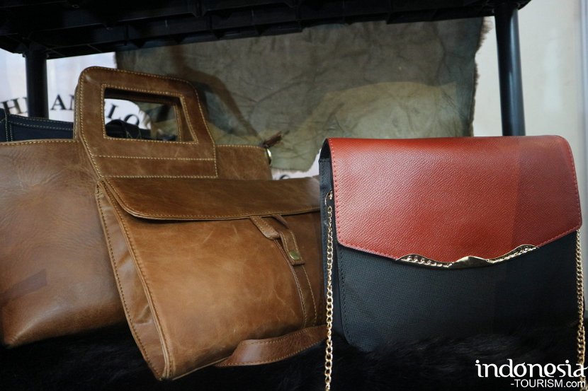 John-Anglo-shoes-and-bag