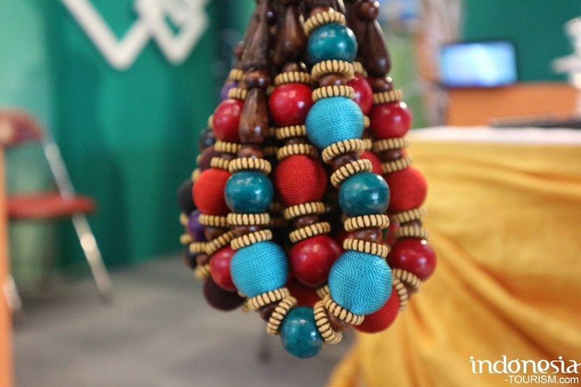 Kabupaten-Situbondo-ethnic-accessories