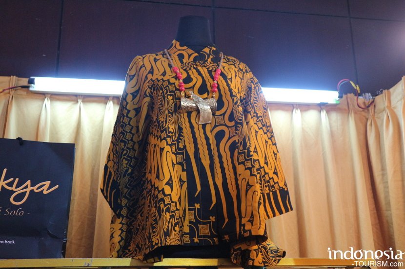 Rizkya-Batik-Solo-handprinted-batik