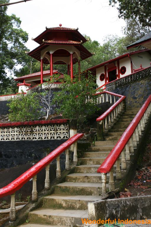 kwan_im_temple__bel_1c838b9.jpg