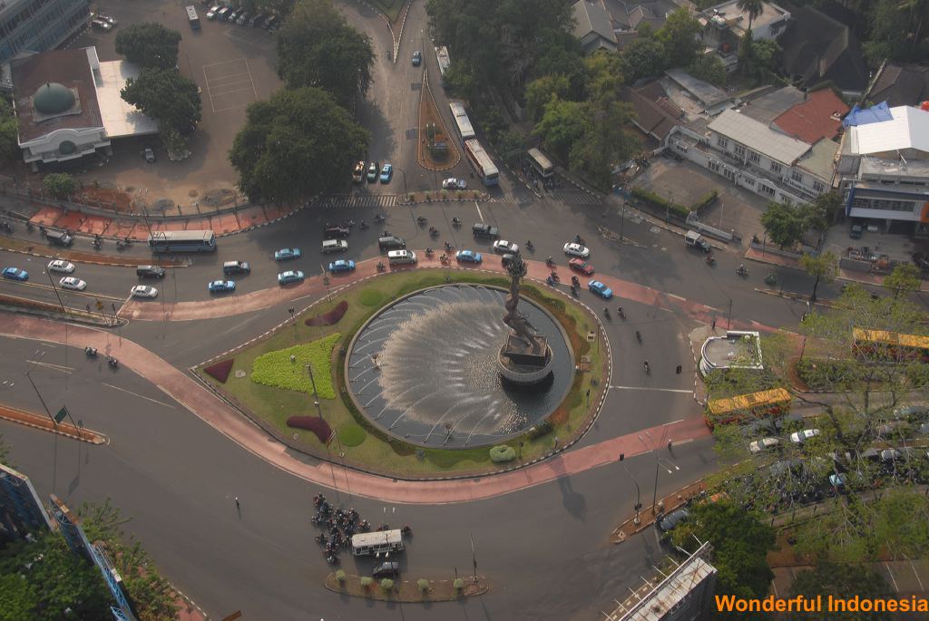 pemuda_statue__jaka_1c83938.jpg