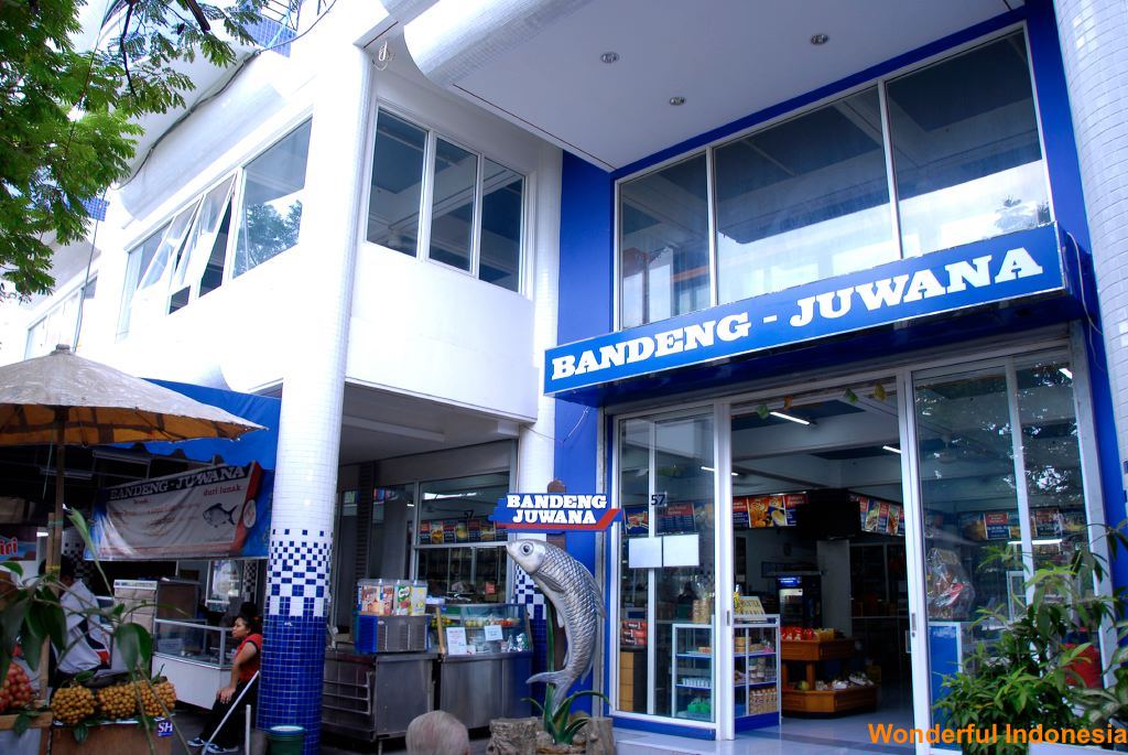 semarang_sovenir_shop.jpg