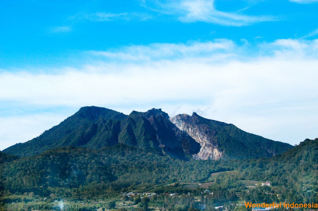 sibayak_mountain__n_1c83964.jpg
