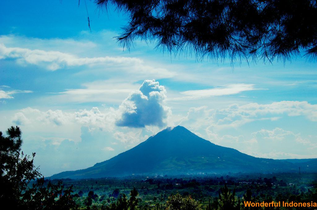 sinabung_mountain___1c83965.jpg