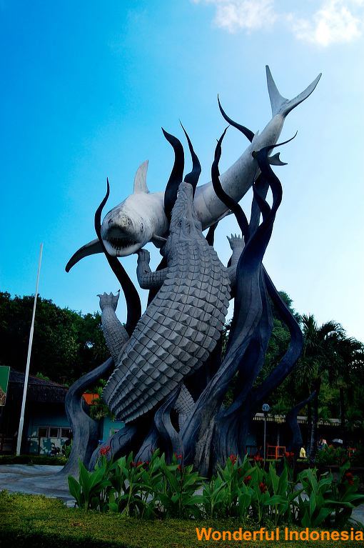 suro_boyo_statue__t_1c87641.jpg