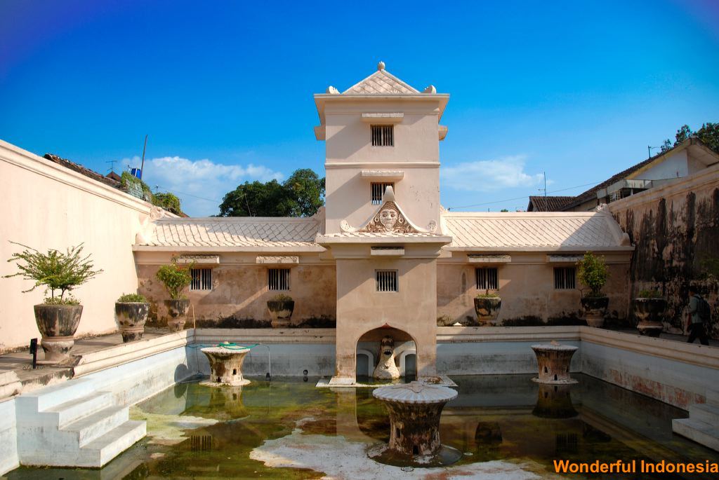 taman_sari__yogyaka_1c839bf.jpg