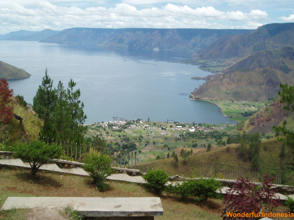 toba_lake__north_su_1c83969.jpg