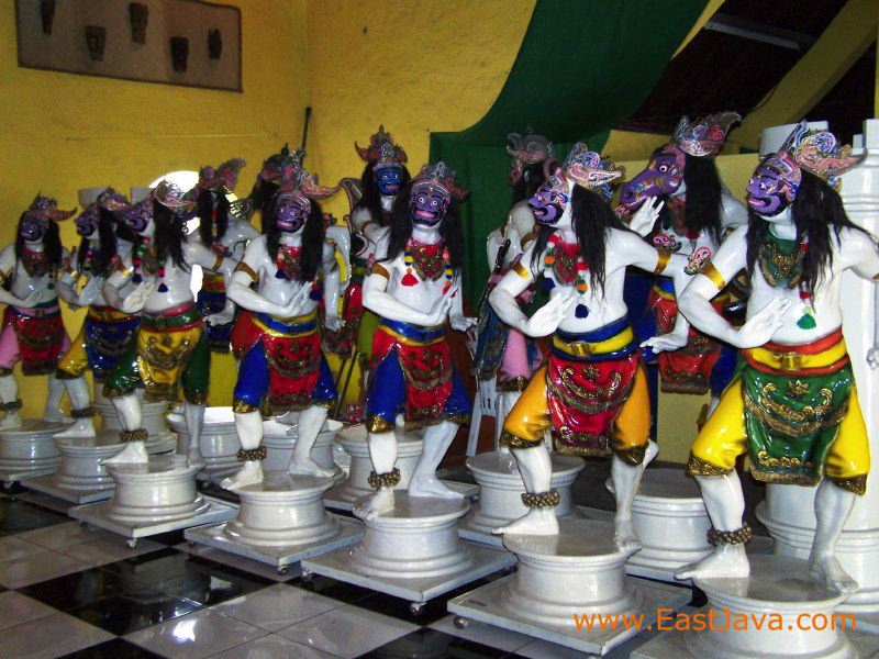 jatim_park_batu_east_java_1.jpg