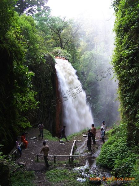 blawan_waterfall_bon_3c1ced.jpg