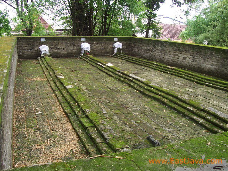 makam_panjang_gresik.jpg