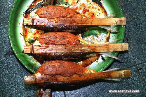 otak-otak_bandeng_gr_3c1d1e.jpg