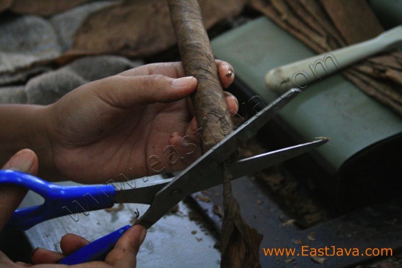 cigar_industry_jembe_3c1d49.jpg