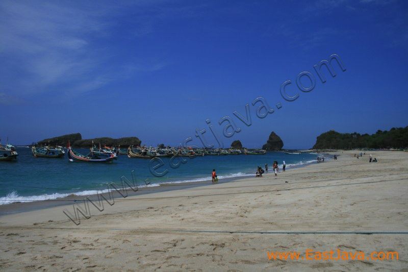 watu_ulo_beach_jembe_3c1d5e.jpg