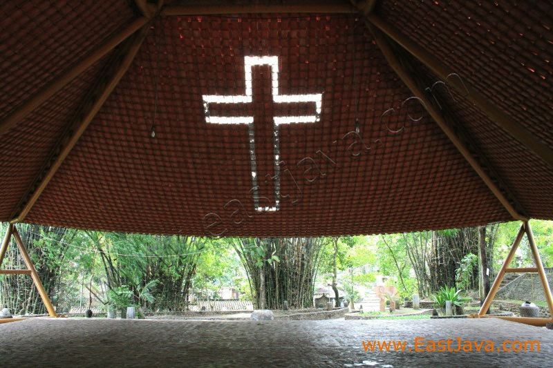 puhsarang_church_kediri.jpg