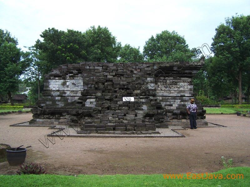 tegowangi_temple_ked_3c1dd3.jpg