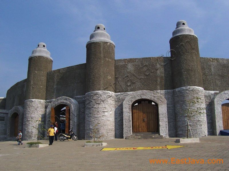wisata_bahari_lamongan_2.jpg