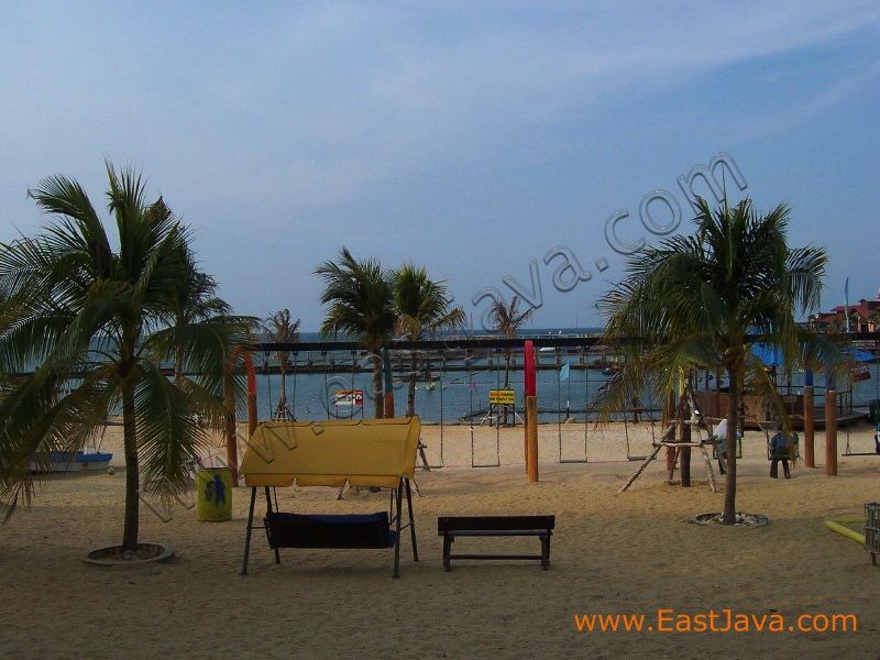 wisata_bahari_lamongan_3.jpg