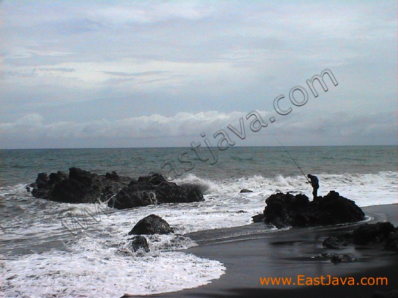 tlepuk_beach_3.jpg
