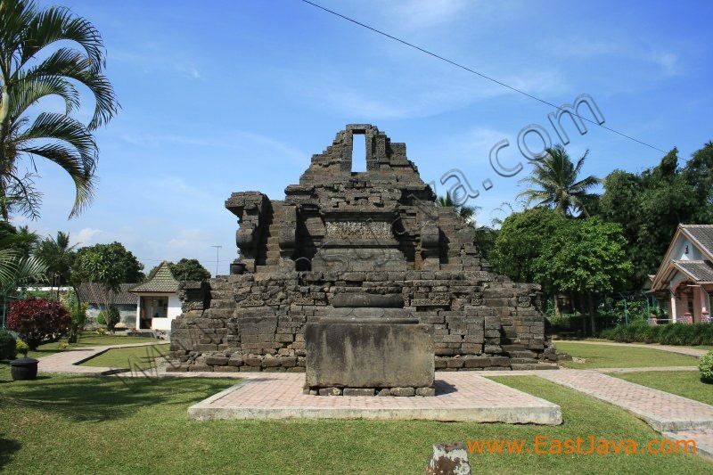 jajaghu__temple_mala_3c223d.jpg