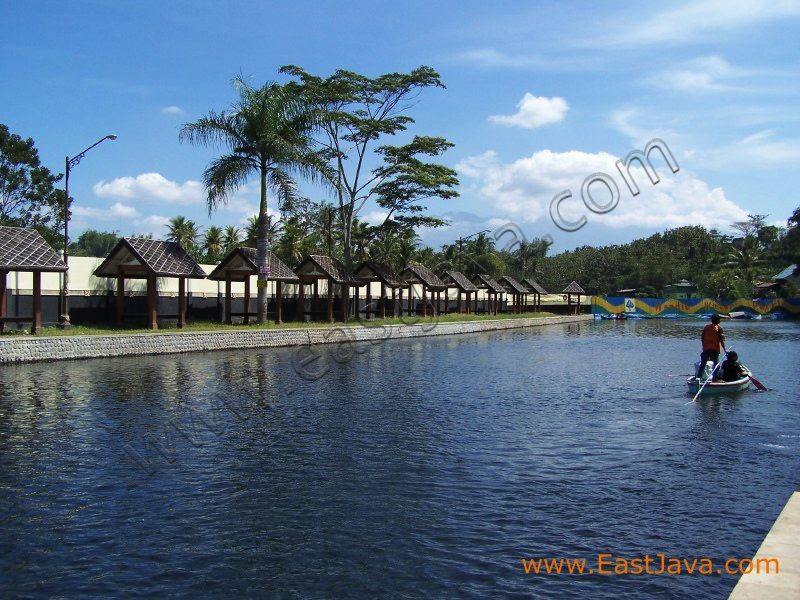 wendit_swimming_pool_3c2270.jpg