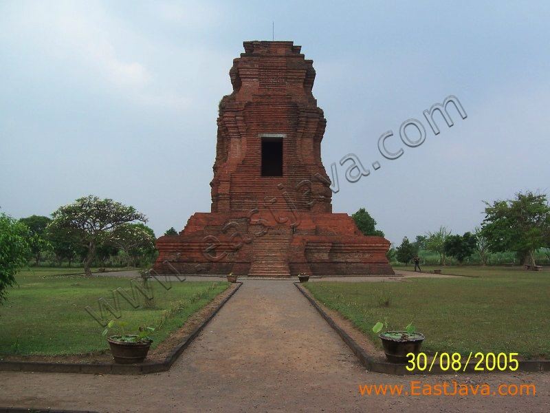 brahu_temple_mojoker_3c22ab.jpg
