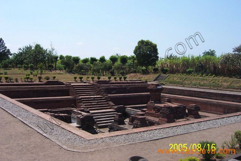 tikus_temple_mojokerto2.jpg