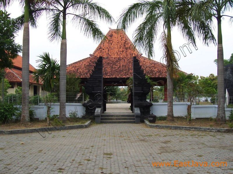 trinil_museum_ngawi__3c2330.jpg