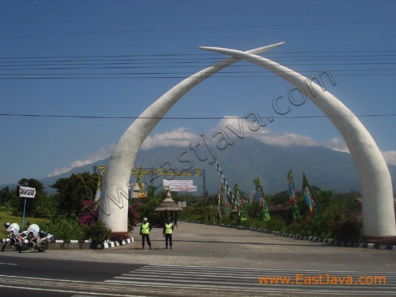taman_safari_ii_01.jpg