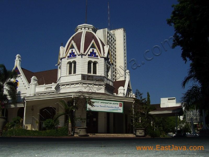 balai_pemuda_surabaya.jpg