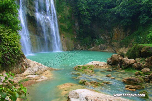 nglirip_waterfall_tu_3c2b39.jpg