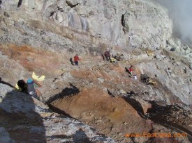 ijen_crater_east_jav_3c1b17.jpg