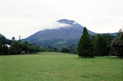kelabat_mountain__n_1c87cb7.jpg