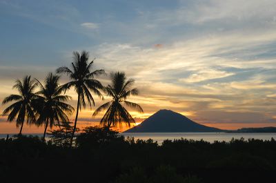 sunset_at_bunaken___1c87cc1.jpg