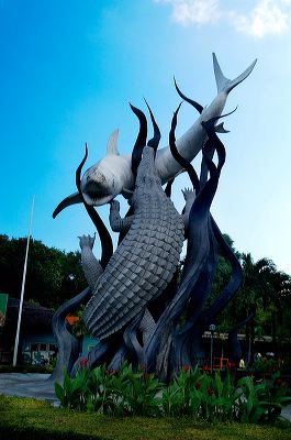 suro_boyo_statue__t_1c87641.jpg