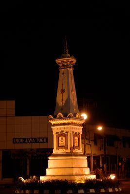 tugu_yogyakarta_-_indonesia.jpg