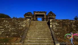 ratu-boko-temple-yogyakarta-1.jpg